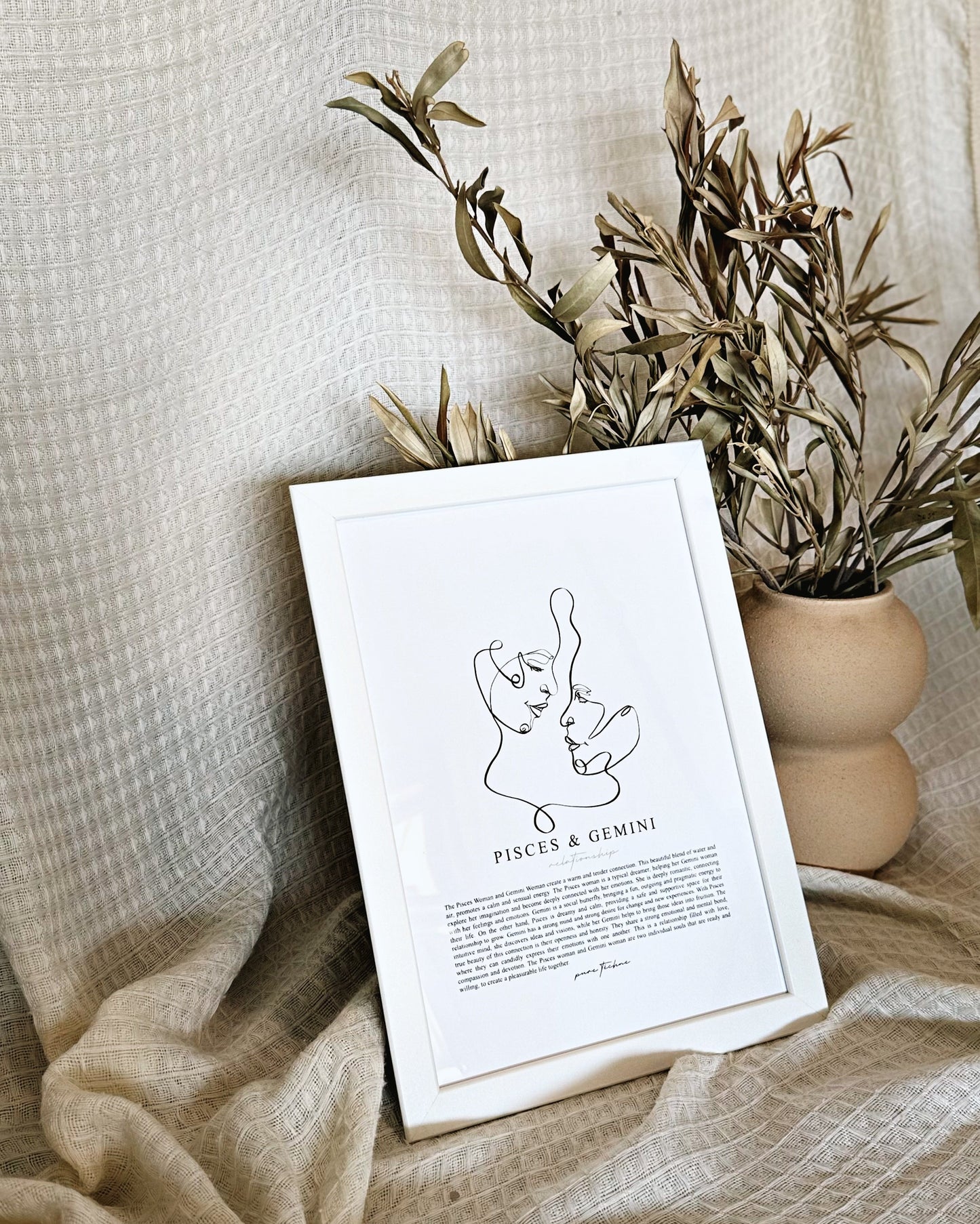 Pisces Woman & Gemini Woman